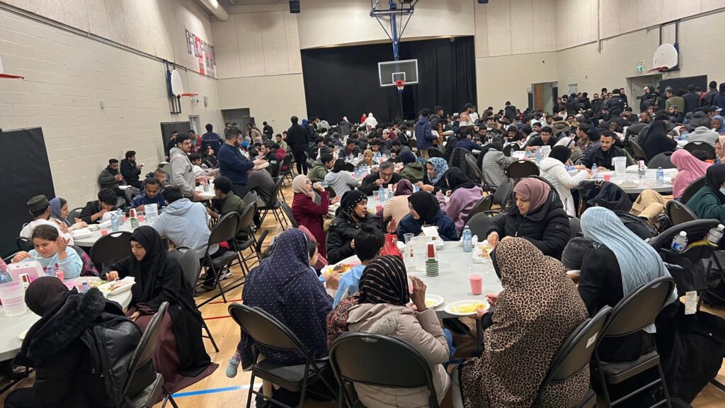 Pics from Community iftar at LMM